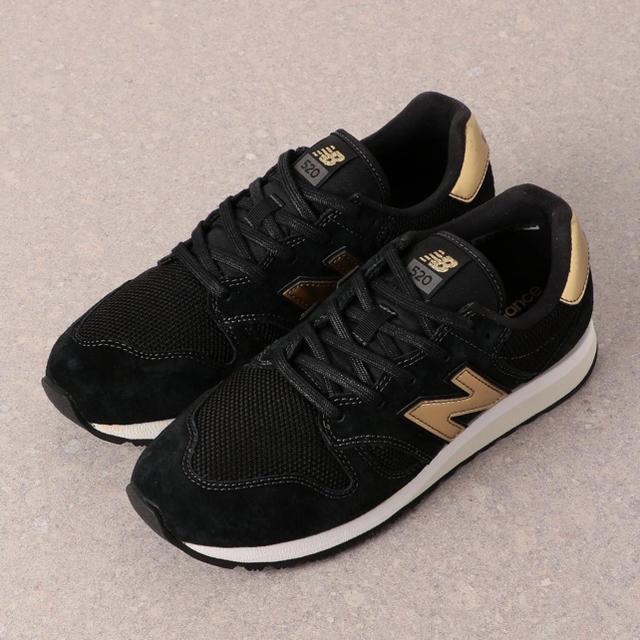 New Balance(ニューバランス)のNew Balance WL520GDB (Black) レディースの靴/シューズ(スニーカー)の商品写真