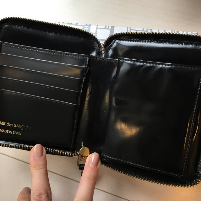 COMME des GARCONS(コムデギャルソン)のcomme des garcons 二つ折り財布 レディースのファッション小物(財布)の商品写真