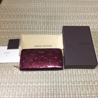 ルイヴィトン(LOUIS VUITTON)のルイヴィトンベルニ財布(財布)