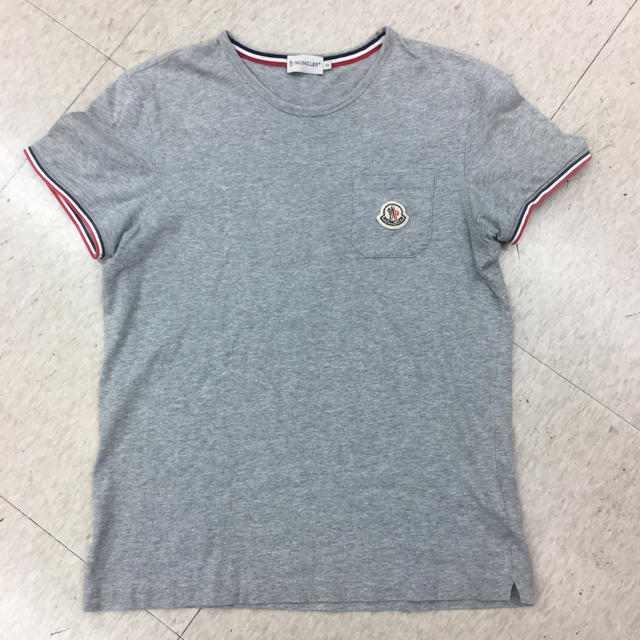 MONCLER(モンクレール)の値下げ！正規品！モンクレール ポケットTシャツ メンズのトップス(Tシャツ/カットソー(半袖/袖なし))の商品写真