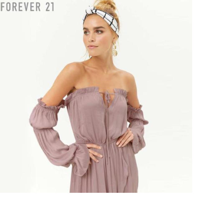 FOREVER 21(フォーエバートゥエンティーワン)のForever21 ハイローサテンワンピース ピンク 新品未使用 レディースのワンピース(ロングワンピース/マキシワンピース)の商品写真