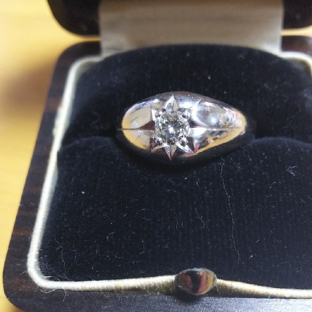 (値下げ 15万円で購入) プラチナ 900 天然ダイヤ 0.22CT 7.2g メンズのアクセサリー(リング(指輪))の商品写真