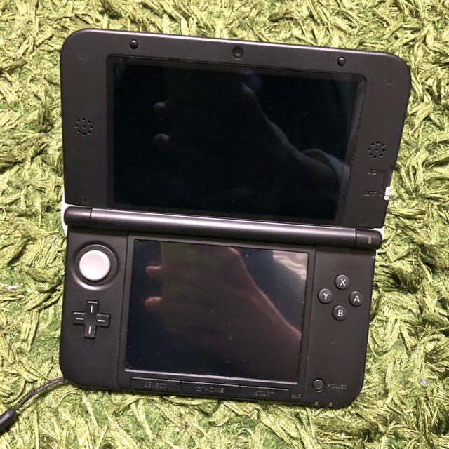 Nintendo 3DS LL レッド×ブラック 値下げ