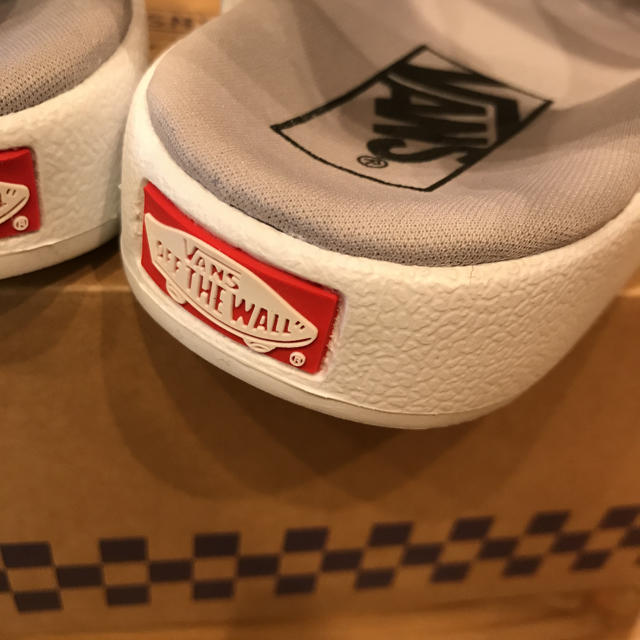 VANS(ヴァンズ)の新品 バンズ サンダル レディースの靴/シューズ(サンダル)の商品写真