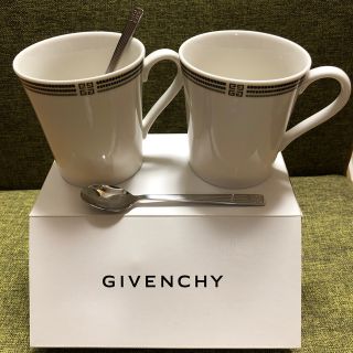 ジバンシィ(GIVENCHY)の【あんちさま専用】ジバンシィ ペアマグカップ スプーン付き(グラス/カップ)