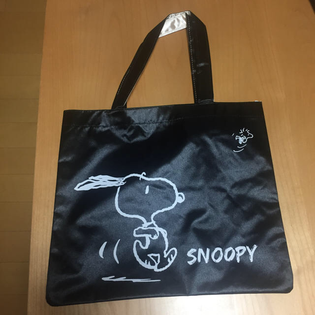 SNOOPY(スヌーピー)のスヌーピー トートバック エンタメ/ホビーのおもちゃ/ぬいぐるみ(キャラクターグッズ)の商品写真