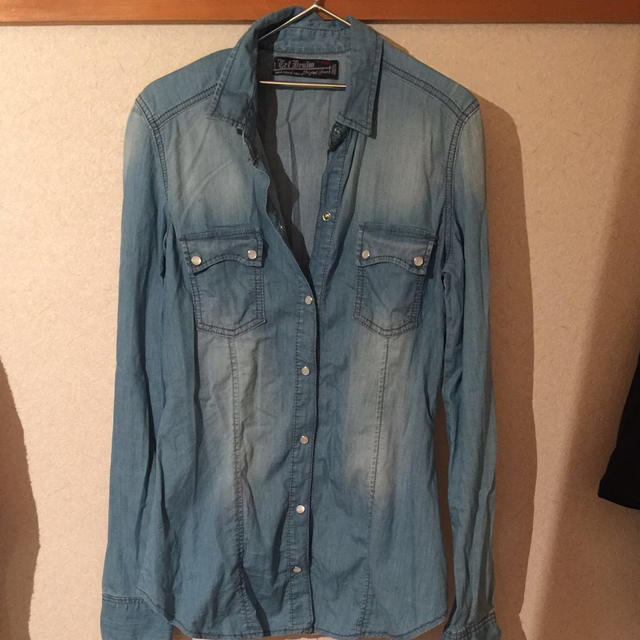 ZARA(ザラ)のZARA♡デニムシャツ レディースのトップス(シャツ/ブラウス(長袖/七分))の商品写真