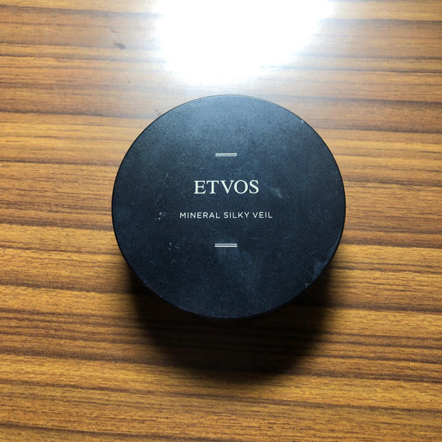 ETVOS(エトヴォス)のETVOS ミネラルシルキーベール コスメ/美容のベースメイク/化粧品(フェイスパウダー)の商品写真