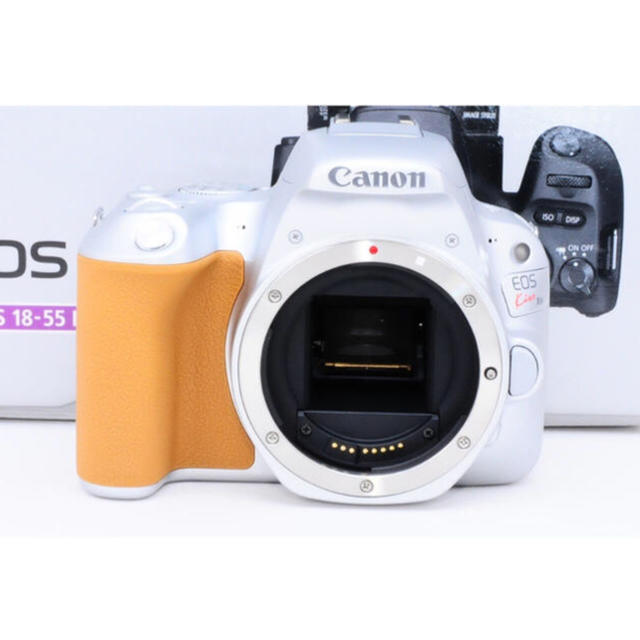 ❤️新品❤️シルバーカラーツートングリップ❤️CANON EOS KISS X9 ...