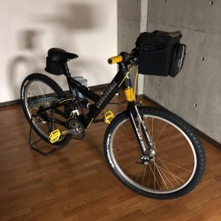 キャノンデール(Cannondale)のキャノンデールマウンテンバイクusフルボディハンドメイド取置き(自転車本体)