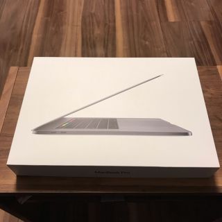 アップル(Apple)の[新品同様]MacbookPro 2018 16GB 512GB スペースグレイ(ノートPC)