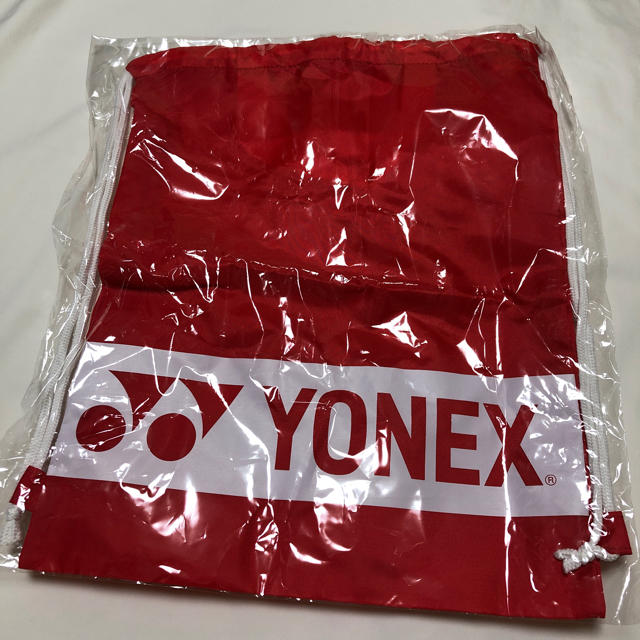 YONEX(ヨネックス)の新品YONEXヨネックス 手提げ付き絞り袋(赤 スポーツ/アウトドアのテニス(バッグ)の商品写真