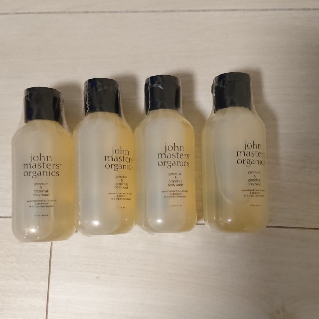 John Masters Organics(ジョンマスターオーガニック)のジョンマスター ボディーソープ 新品 値下げしました コスメ/美容のボディケア(ボディソープ/石鹸)の商品写真