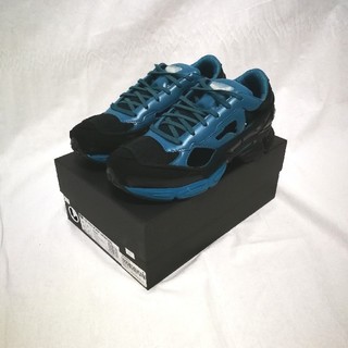 ラフシモンズ(RAF SIMONS)のadidas by RAF SIMONS Ozweego 27.5cm(スニーカー)