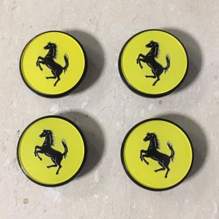 フェラーリ(Ferrari)の純正パーツ！フェラーリホイールセンターキャップ✨4個セット！オブジェに！(車種別パーツ)