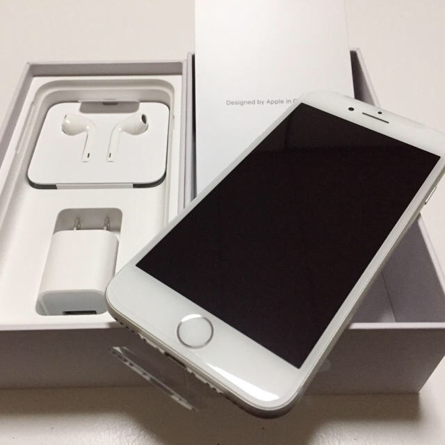 新品】 iPhone - 【新品未使用】iphone8 64GB simロック解除済!判定