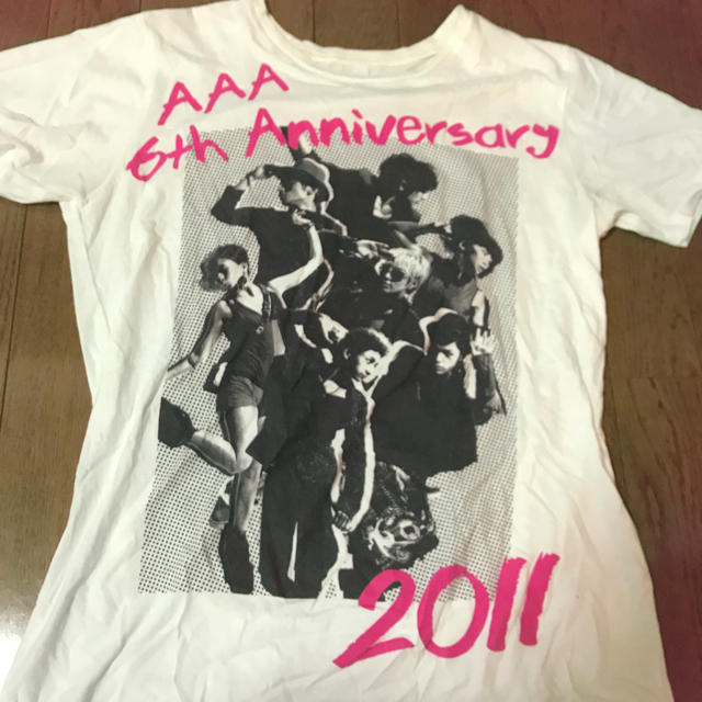 AAA(トリプルエー)のAAA 6周年 2011 Tシャツ エンタメ/ホビーのタレントグッズ(アイドルグッズ)の商品写真