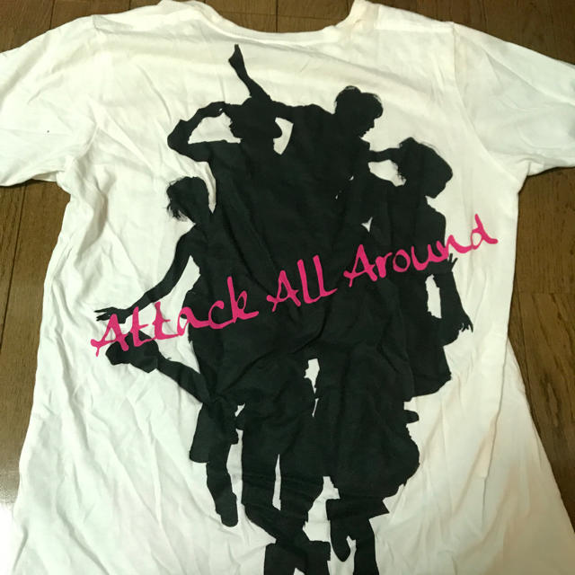 AAA(トリプルエー)のAAA 6周年 2011 Tシャツ エンタメ/ホビーのタレントグッズ(アイドルグッズ)の商品写真