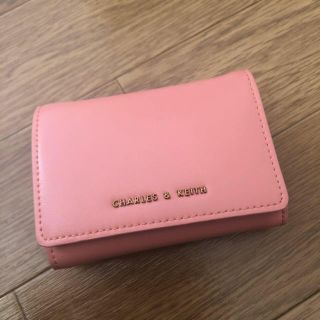 チャールズアンドキース(Charles and Keith)のCHARLES&KEITH ミニウォレット ピンク(財布)