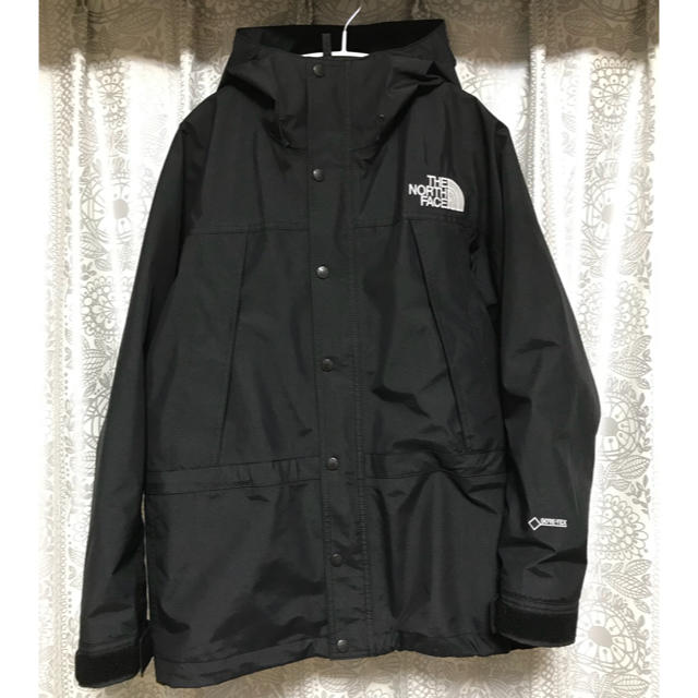 THE NORTH FACE(ザノースフェイス)のNORTH FACE ノースフェイス マウンテンライトジャケット Sサイズ 黒 メンズのジャケット/アウター(マウンテンパーカー)の商品写真