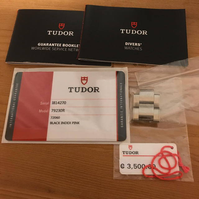 TUDOR ヘリテージブラックベイ 79230R