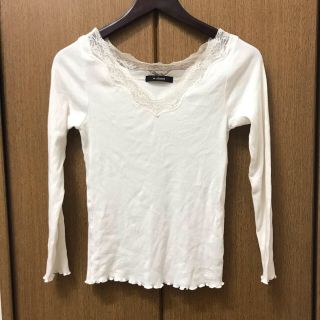 ダブルクローゼット(w closet)のw closet 襟レースTシャツ インナー  Vネック リブ(Tシャツ(長袖/七分))