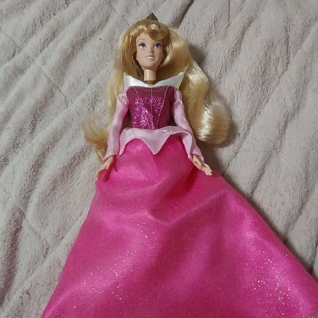 ディズニー 眠れる森の美女 オーロラ ドール