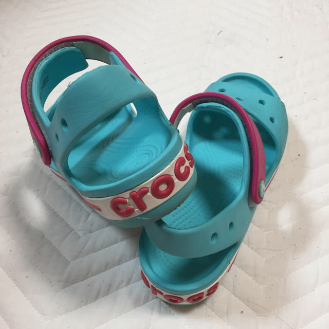 Crocs クロックス Crocs バヤバンドサンダル 女の子 キッズ 21センチ J3の通販 By Fスー S Shop クロックスならラクマ Crocs クロックス Crocs バヤバンドサンダル 女の子 キッズ 21センチ J3の通販 By Fスー S Shop クロックスならラクマ