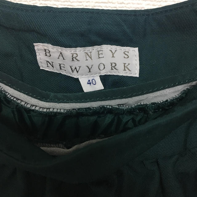 BARNEYS NEW YORK(バーニーズニューヨーク)の✴︎新品未使用品✴︎BARNEYS NEWYORK スカート レディースのスカート(ひざ丈スカート)の商品写真