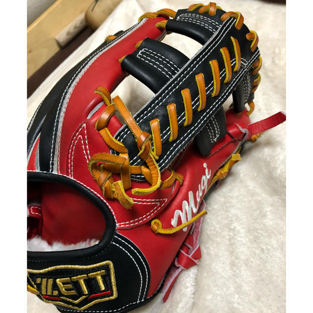 ZETT(ゼット)のZETT軟式オーダーグローブ 内野手用 スポーツ/アウトドアの野球(グローブ)の商品写真