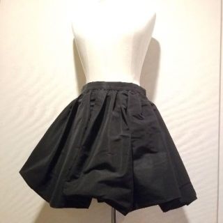 レッドヴァレンティノ(RED VALENTINO)のRedvalentinoバルーンスカート✨(ひざ丈スカート)