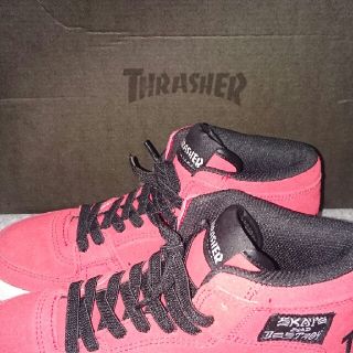 スラッシャー(THRASHER)のTHRASHER  スニーカー 赤(スニーカー)