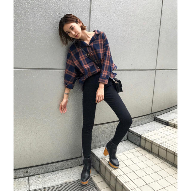 moussy(マウジー)のmoussy ブラウス レディースのトップス(シャツ/ブラウス(長袖/七分))の商品写真