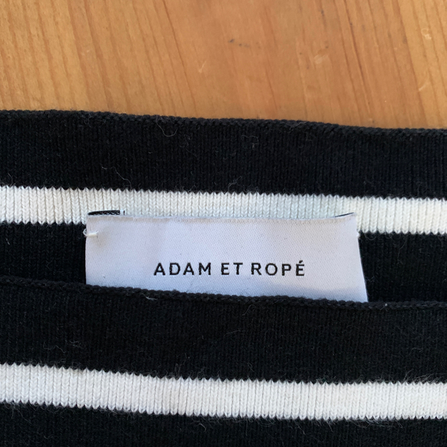 Adam et Rope'(アダムエロぺ)の美品アダムエロペ ボーダーカットソー レディースのトップス(カットソー(長袖/七分))の商品写真