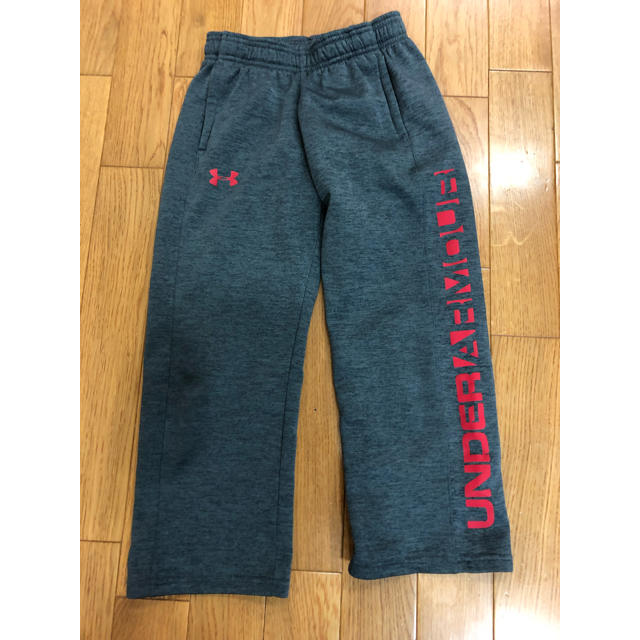 UNDER ARMOUR(アンダーアーマー)のUNDER ARMOUR BOYS スウェットパンツ キッズ/ベビー/マタニティのキッズ服男の子用(90cm~)(パンツ/スパッツ)の商品写真