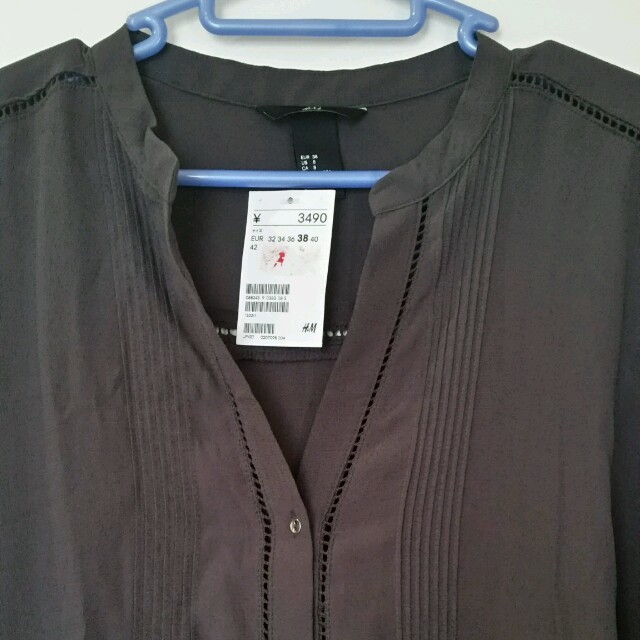 H&M(エイチアンドエム)のH&M トップスワンピ レディースのトップス(Tシャツ(長袖/七分))の商品写真