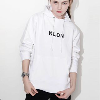 トゥデイフル(TODAYFUL)の公式サイト完売商品!!  KLON PULLOVER PARKA WHITE(パーカー)