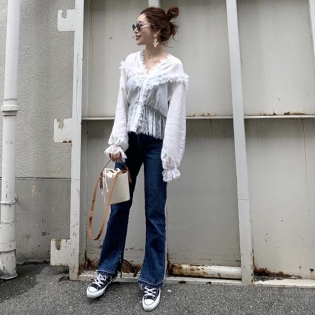 Ameri VINTAGE(アメリヴィンテージ)の【完売品】BayBee レースブラウス vintage lace blouse レディースのトップス(シャツ/ブラウス(長袖/七分))の商品写真