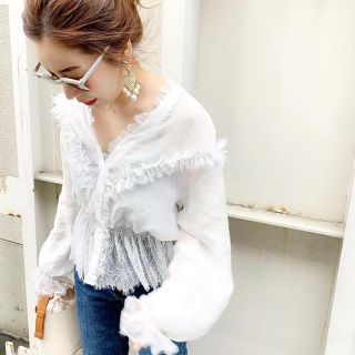 アメリヴィンテージ(Ameri VINTAGE)の【完売品】BayBee レースブラウス vintage lace blouse(シャツ/ブラウス(長袖/七分))