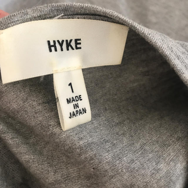 HYKE(ハイク)のHYKE ロングスリーブTシャツ レディースのトップス(Tシャツ(長袖/七分))の商品写真