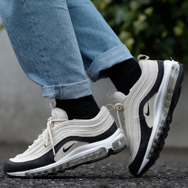 NIKE(ナイキ)の23㎝ NIKE W AIR MAX 97 PRM ナイキ エアマックス97 レディースの靴/シューズ(スニーカー)の商品写真