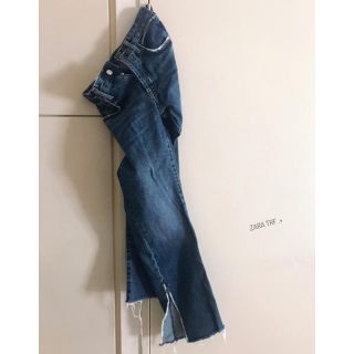 ザラ(ZARA)の【値下げ】ZARA TRF オーセンティックデニム 32(デニム/ジーンズ)