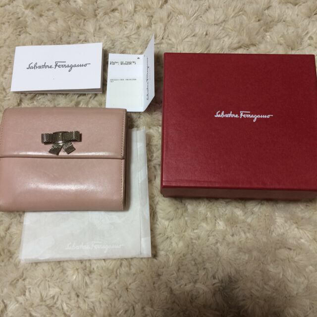 Ferragamo(フェラガモ)の二つ折り財布 レディースのファッション小物(財布)の商品写真