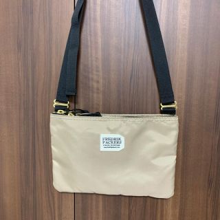 ユナイテッドアローズグリーンレーベルリラクシング(UNITED ARROWS green label relaxing)のフレドリックパッカーズ♡ベージュ♡サコッシュ(ショルダーバッグ)