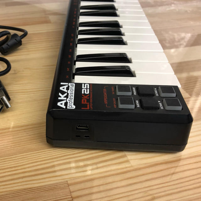 MIDIキーボード AKAI LPK25 楽器のDTM/DAW(MIDIコントローラー)の商品写真