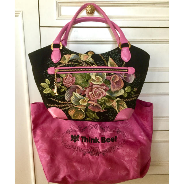 M'S GRACY(エムズグレイシー)のシンクビー 🌸華やか薔薇刺繍 ハンドバッグ 二次会パーティに極美品 レディースのバッグ(ハンドバッグ)の商品写真