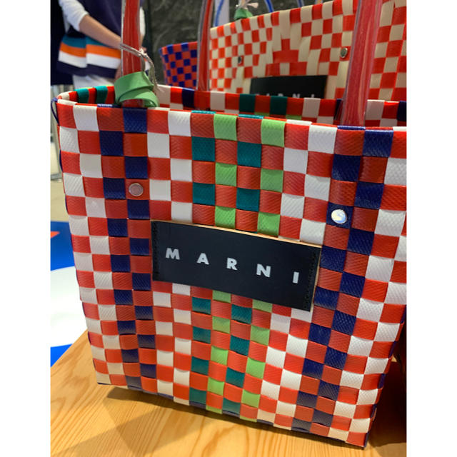 MARNI フラワーカフェ ピクニックバックミニ