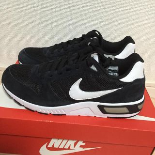 ナイキ(NIKE)のナイキ ナイトゲイザー 25.5(スニーカー)