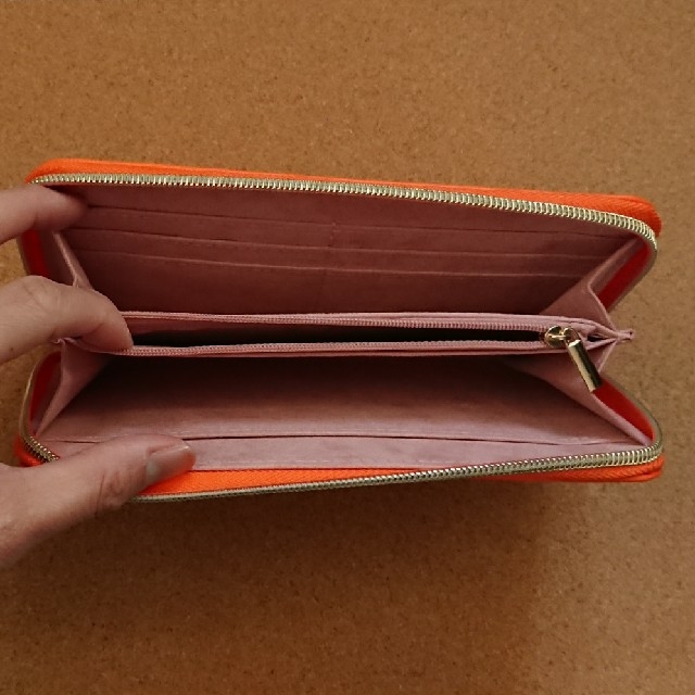 AHKAH(アーカー)のアーカーの長財布 レディースのファッション小物(財布)の商品写真