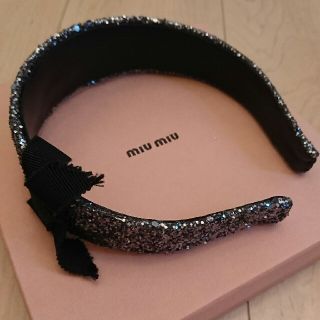 miumiu ヘッドドレス カチューシャ ラメ リボン ミュウミュウ プラダ